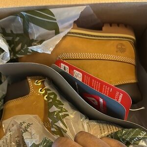 Timberland Tan Leather Boots out the box brand new